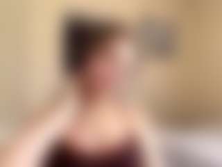 Live cam show with Liv - Skinny on TottyGirls
