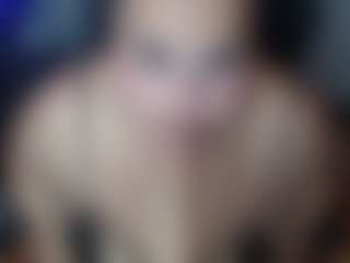 Live cam show with Saymarlunaa - Erotic Dance on fapnchat