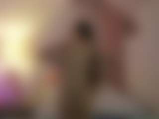 Live cam show with Zoenica - Creamy on SxyPornLive
