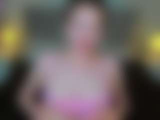 Live cam show with Alisa Allison - Natural on StripNow