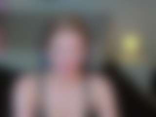 Live cam show with Alisa Allison - Fingers on Milfs Live