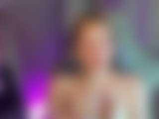 Live cam show with Alisa Allison - Skinny on Dolls Live