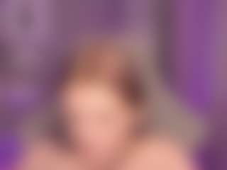 Live cam show with Alisa Allison - Lean on Camsoda