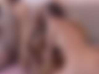Live cam show with AntonellaOficial - Skinny on slutload
