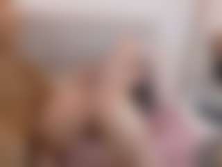 Live cam show with AntonellaOficial - Average on dropp.cam