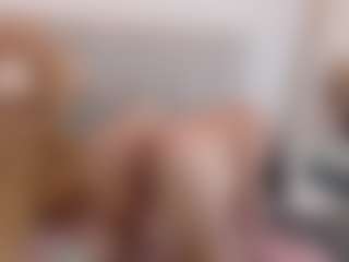 Live cam show with AntonellaOficial - Average on fuck-show.com