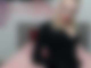 Live cam show with Coraline-bush - New Toys on TeamSkeetLive