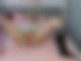 Live cam show with Coraline-bush - Big Tits Blowjob on Hubzter Live