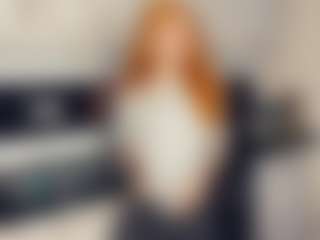 Live cam show with InesStaadt - Brown Eyes on Camming Site