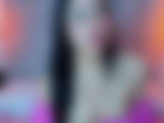 Leah-Brm's Live Sex Cam Show