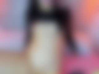 Leah-Brm's Live Sex Cam Show