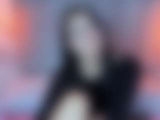 Live cam show with Leah-Brm - New Petite on Mixed Magazine Live