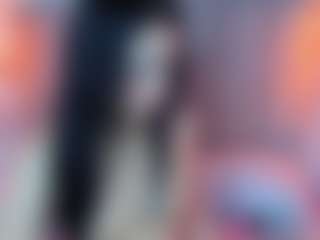 Leah-Brm's Live Sex Cam Show