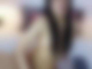 Leah-Brm's Live Sex Cam Show