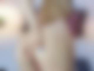 Live cam show with Leah-Brm - Blowjob on Dare Cams