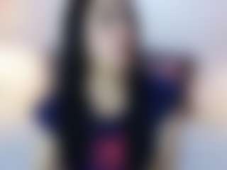 Leah-Brm's Live Sex Cam Show