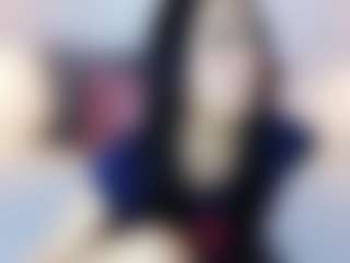 Leah-Brm's Live Sex Cam Show