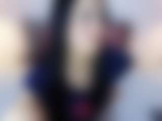 Leah-Brm's Live Sex Cam Show
