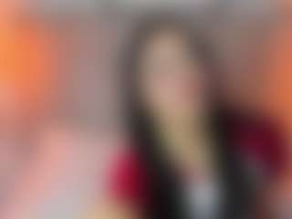 Leah-Brm's Live Sex Cam Show
