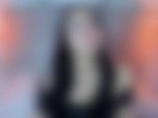Leah-Brm's Live Sex Cam Show