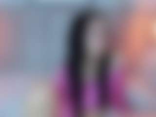 Leah-Brm's Live Sex Cam Show