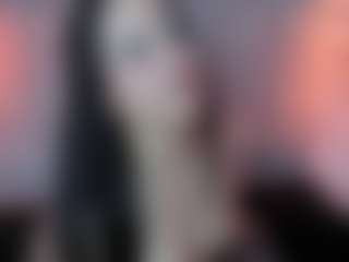 Leah-Brm's Live Sex Cam Show