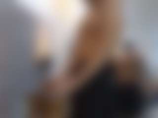 LeleHott01's Live Sex Cam Show