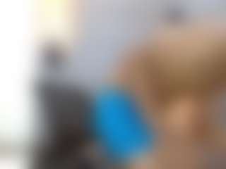 Live cam show with LeleHott01 - Smoking on Uber Horny
