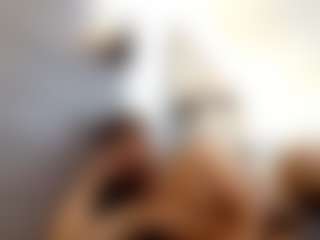 LeleHott01's Live Sex Cam Show