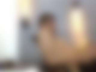 Live cam show with LeleHott01 - Colombia on Camsoda