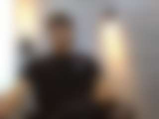 LeleHott01's Live Sex Cam Show
