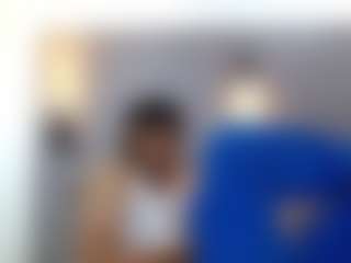 Live cam show with LeleHott01 - Brown Eyes on Hubzter Live