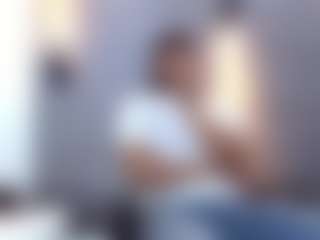 LeleHott01's Live Sex Cam Show
