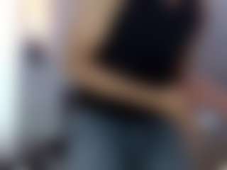 LeleHott01's Live Sex Cam Show