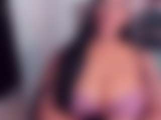 Live cam show with LuxNyx - Boots on TeamSkeetLive
