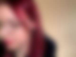 Live cam show with UshaChlebek - Bisexual on livesuperchat.net