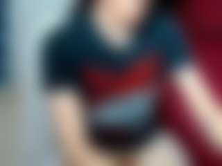 Live cam show with Rey - Brown Eyes on Camsoda