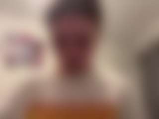Bella's Live Sex Cam Show