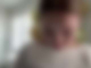 Bella's Live Sex Cam Show