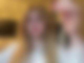 AndraSchnuerer's Live Sex Cam Show