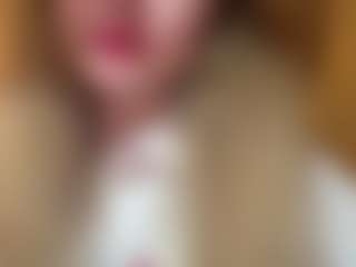 AndraSchnuerer's Live Sex Cam Show