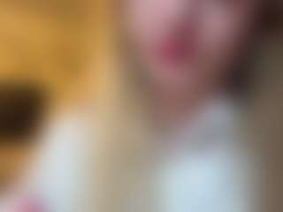 Live cam show with AndraSchnuerer - Twerk on wildcum.com