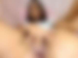 ariana-florez's Live Sex Cam Show