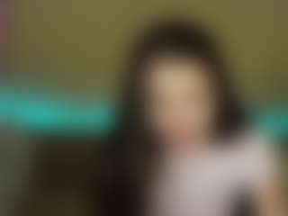 Live cam show with AshleyAmor - Blue Eyes on Mixed Magazine Live
