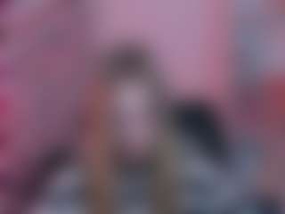 astra-boom's Live Sex Cam Show