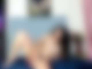 charlott-day's Live Sex Cam Show
