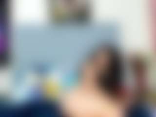 charlott-day's Live Sex Cam Show