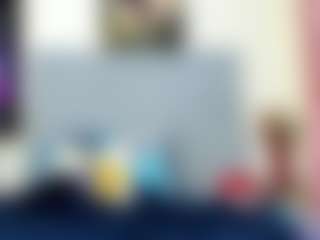 charlott-day's Live Sex Cam Show