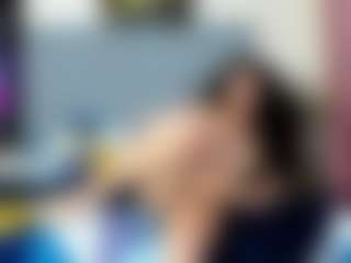 charlott-day's Live Sex Cam Show