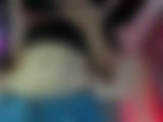 charlott-day's Live Sex Cam Show